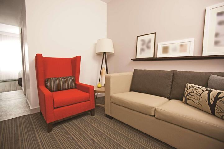 Country Inn & Suites by Radisson Bloomington at Mall of America, MN
