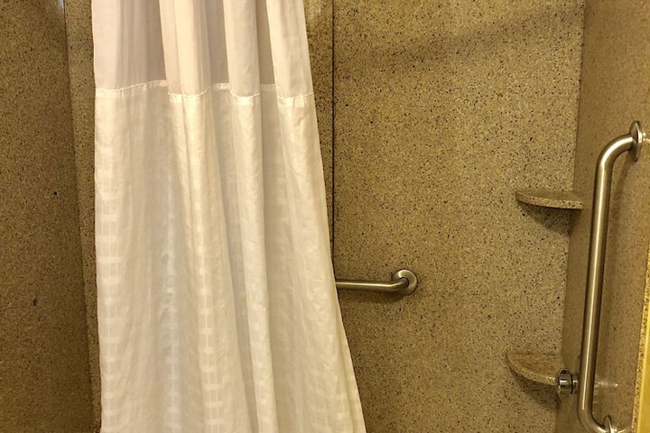 Room 18 of 52