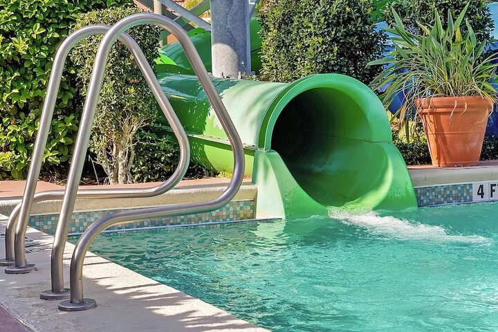 Regal Oaks Resort Vacation Townhomes by IDILIQ