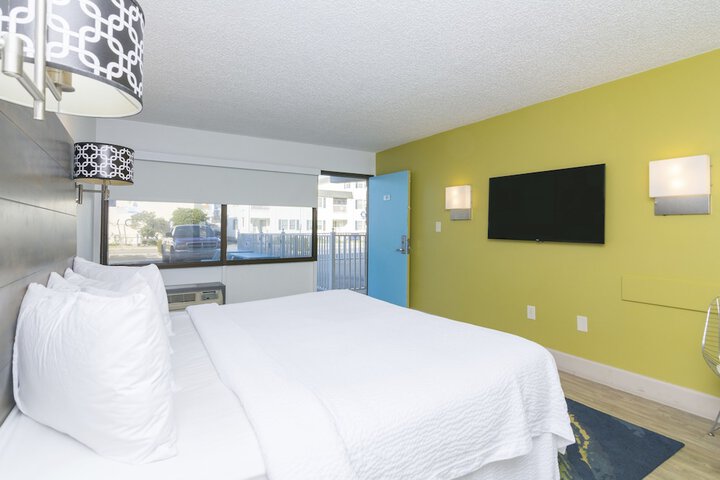 Room 46 of 71