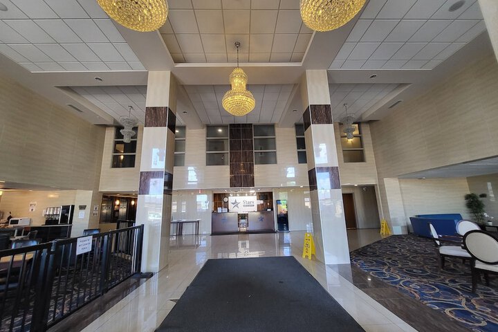 Days Inn & Suites by Wyndham Fort Saskatchewan