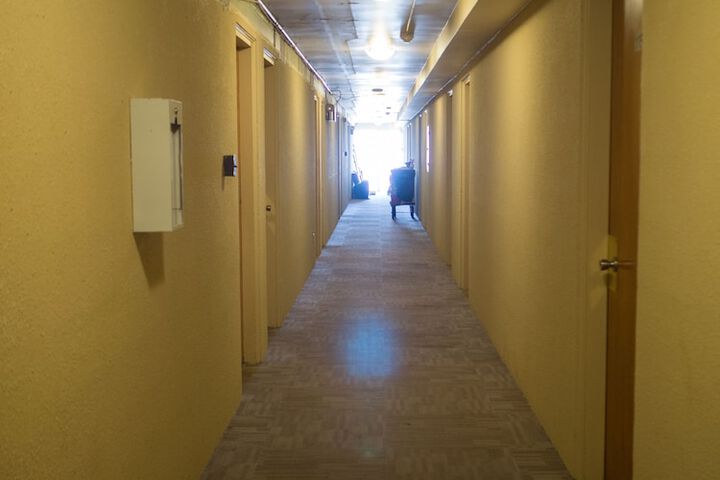 Ballroom/Hall 41 of 44