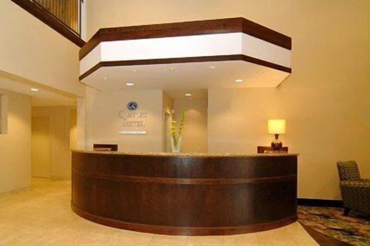 Comfort Suites near Hot Springs Park