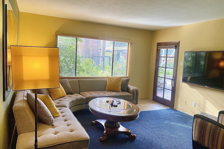 Room 76 of 85