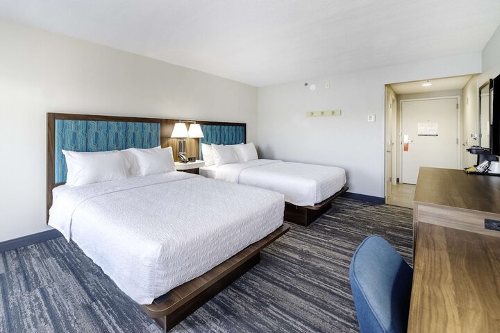 Room 10 of 36