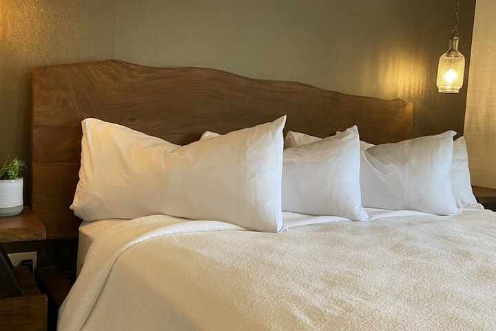 Red Sands Hotel
