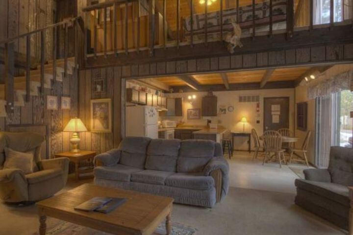Hotel Interior 4 of 15