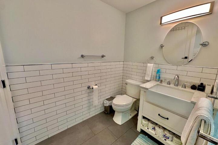 The Stylish Suite - 1BR with Free Parking