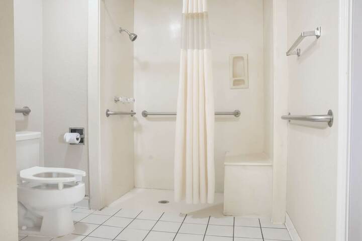 Days Inn by Wyndham Bastrop