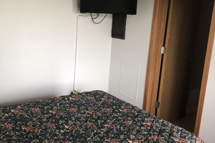 Room 35 of 37