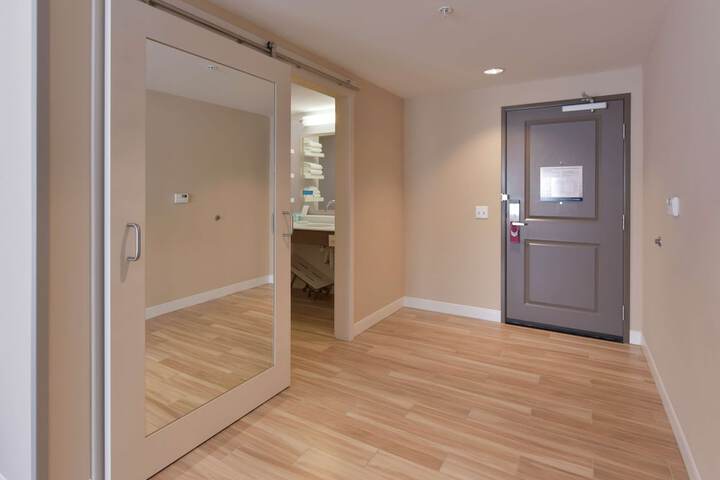 Hampton Inn & Suites Seattle / Redmond