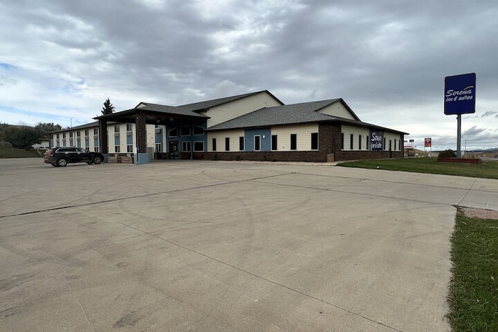 Serena Inn & Suites - Sundance