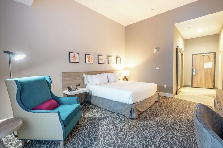 Hilton Garden Inn Wichita Downtown