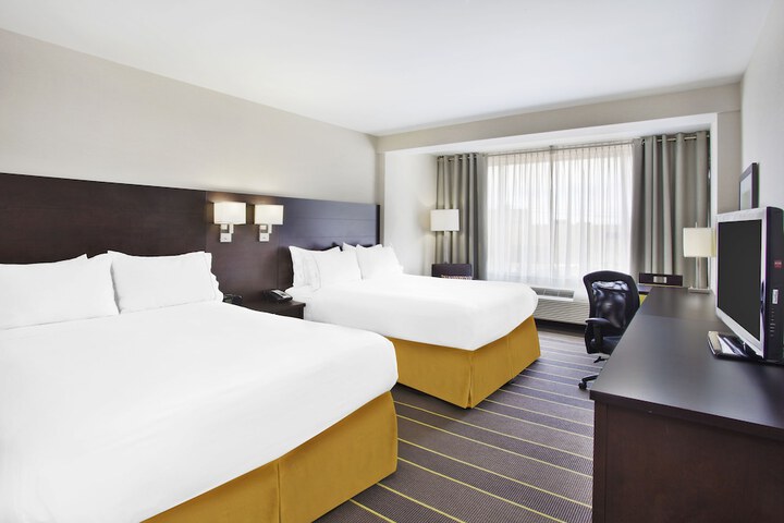 Room 16 of 34