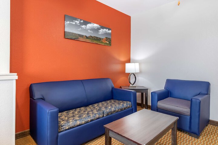 Room 16 of 26