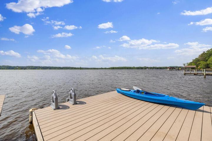 Chickahominy Riverside Guest Home by Williamsburg