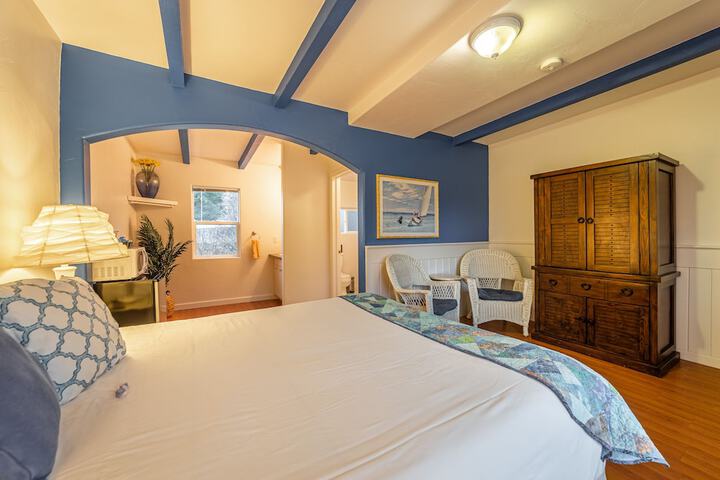 The Islander Inn
