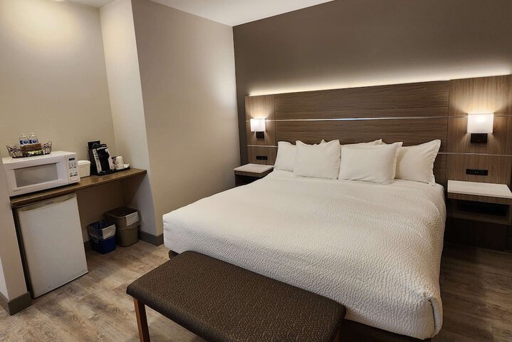 Room 47 of 59