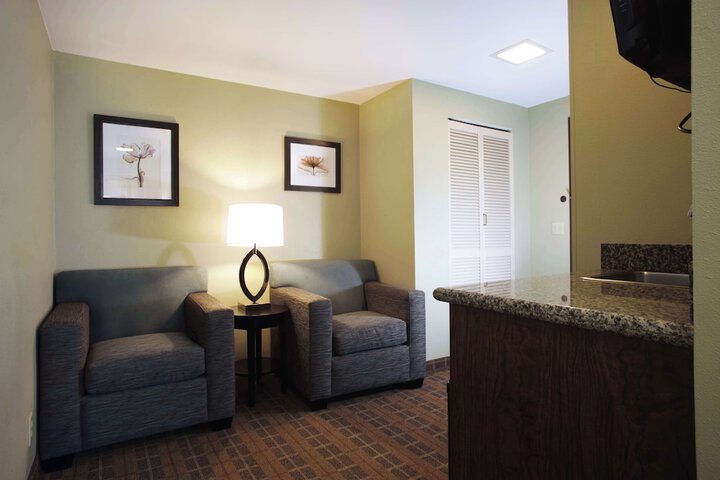 Room 22 of 27