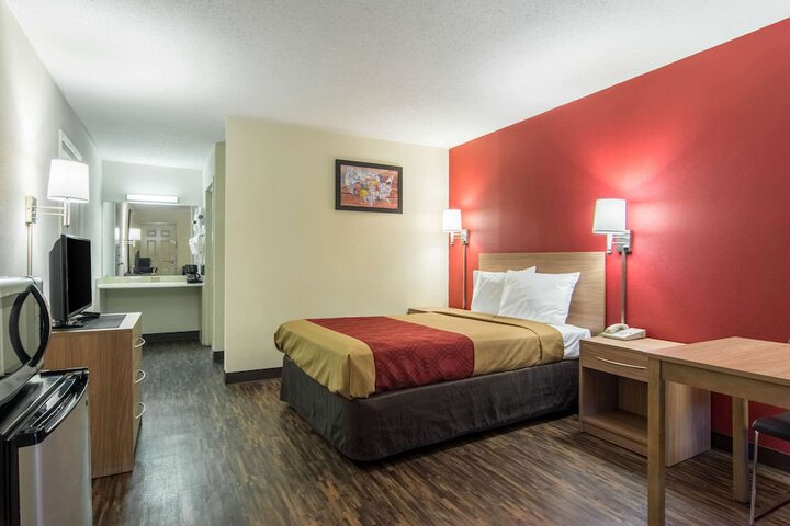 Room 12 of 29
