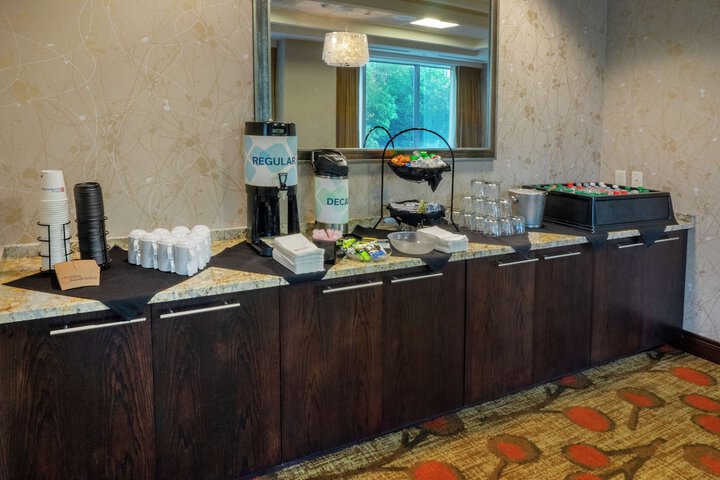 Hilton Garden Inn Buffalo Downtown
