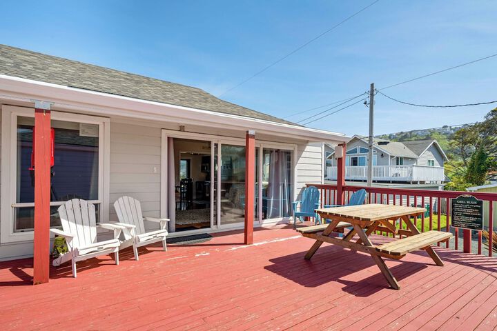 Rockaway Beach Vacation Rental: Pets Welcome!