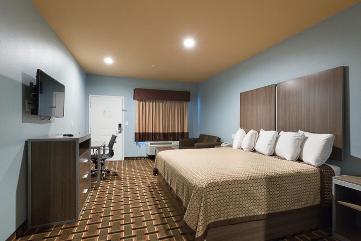 Room 14 of 29