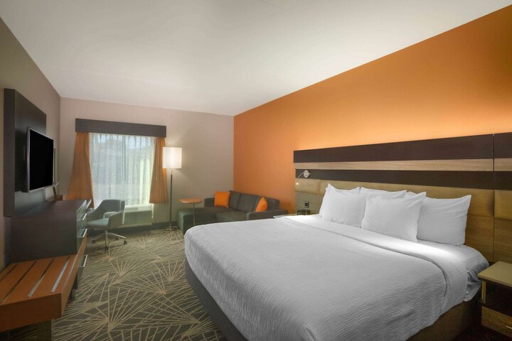 Room 34 of 67