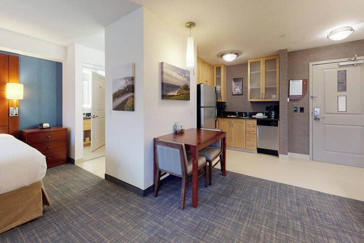 Residence Inn San Diego Del Mar