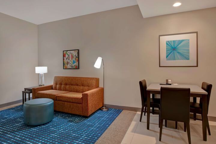 Room 22 of 45