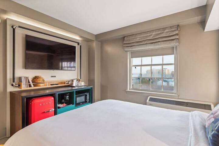 Hotel Indigo Baton Rouge Downtown by IHG