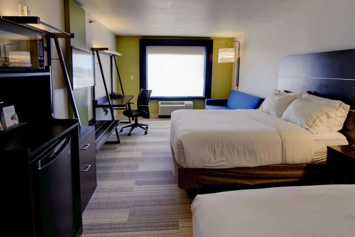 Room 20 of 40