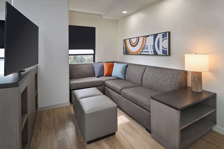 Hyatt House Auburn Hills / Detroit