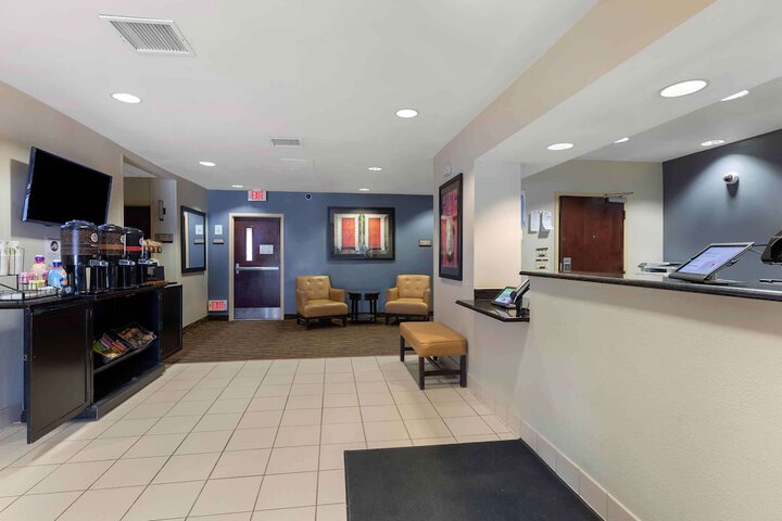 Hotel Interior 10 of 25