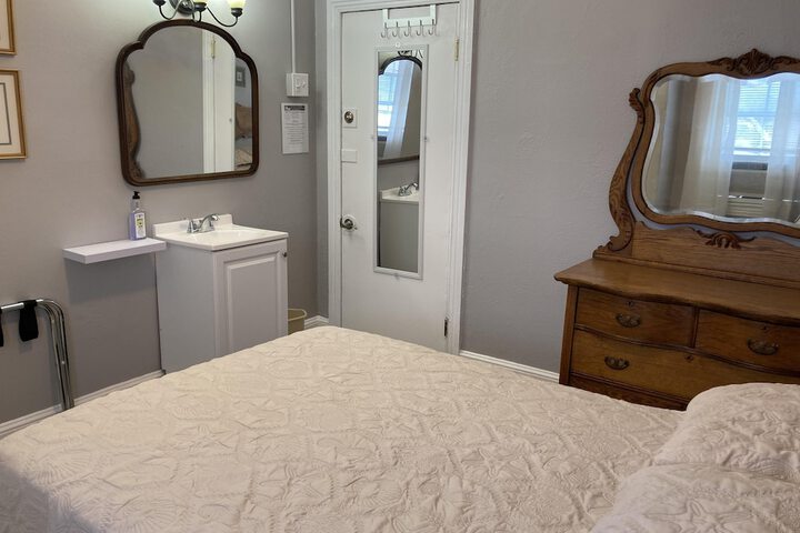 Room 8 of 53