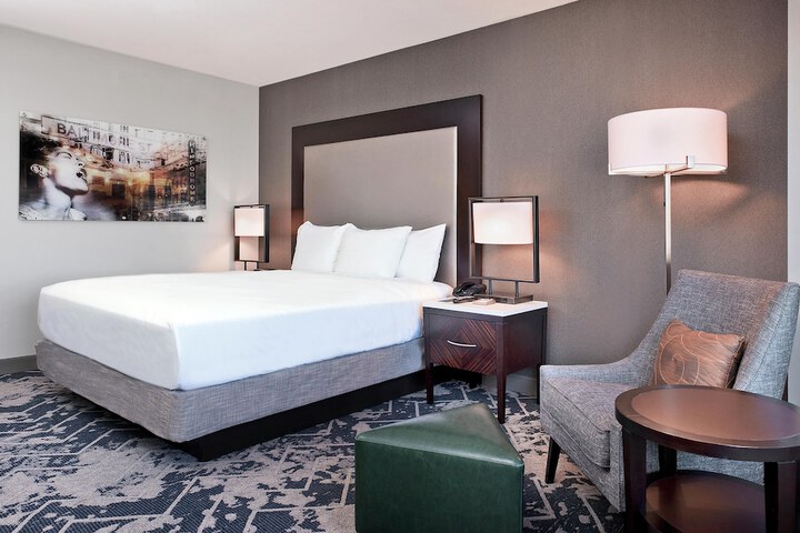 Hilton Baltimore Inner Harbor