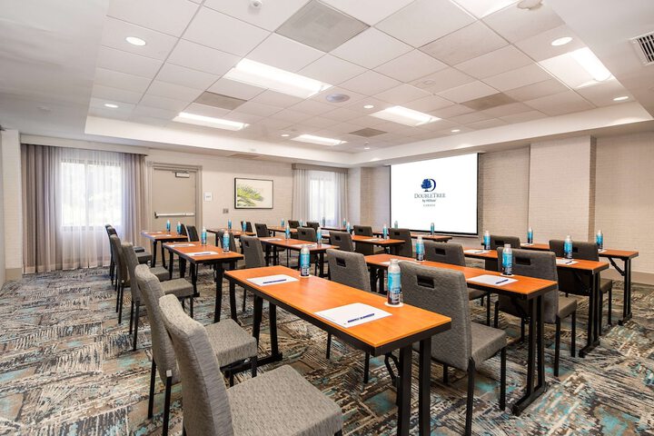 DoubleTree by Hilton Carson