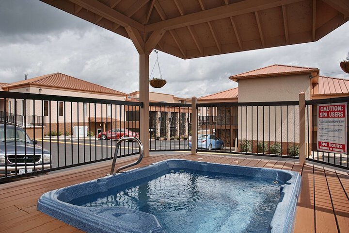 Pool 7 of 62
