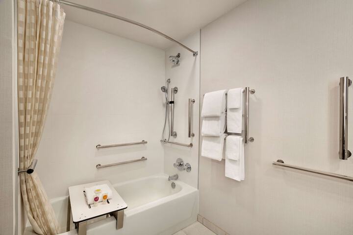 Room 8 of 29
