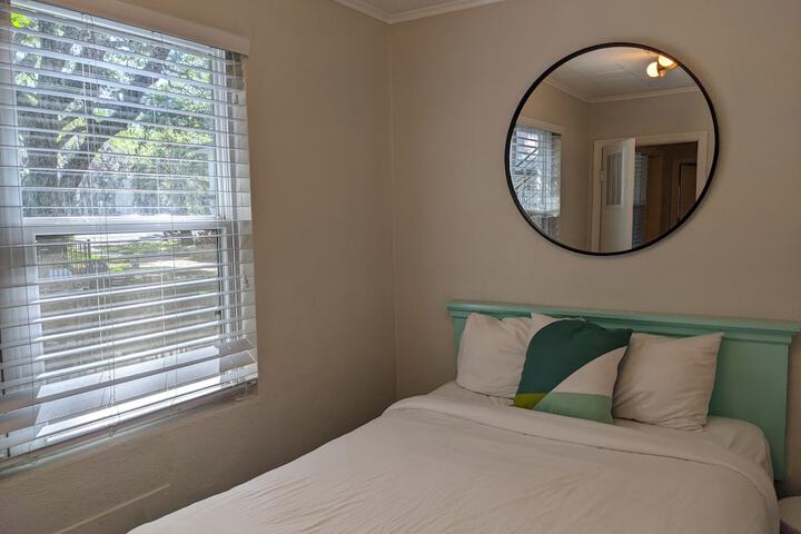 Room 19 of 21