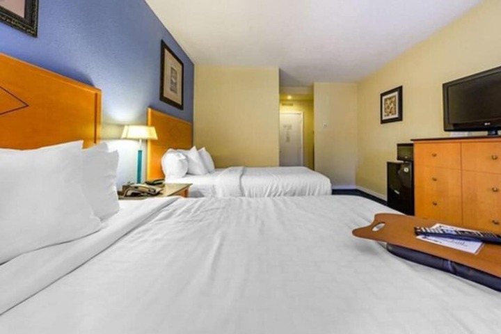 Inn at Lebanon - Hershey & Manheim area