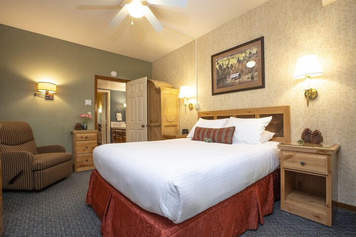 Olympic Village Inn