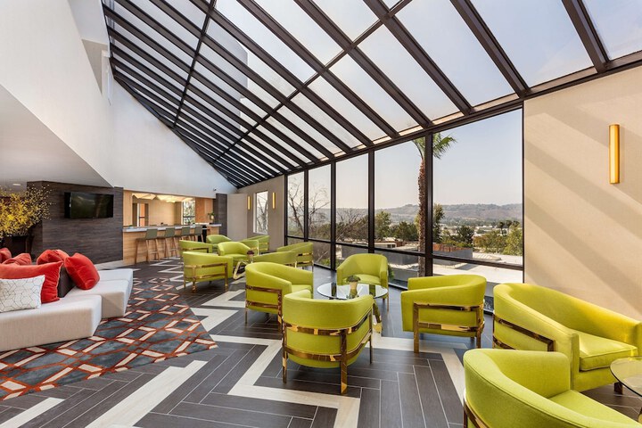 DoubleTree by Hilton Pomona
