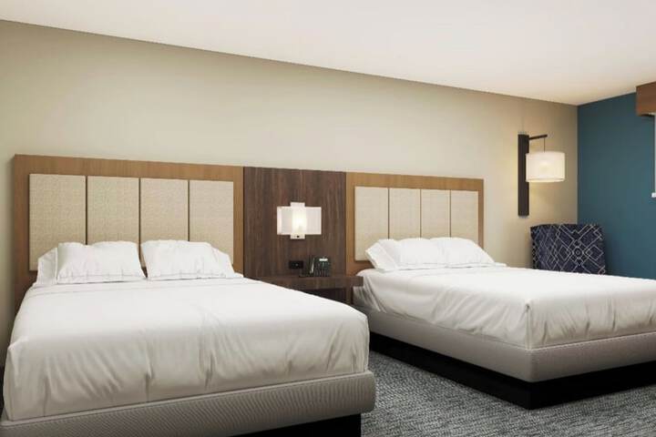 Room 9 of 23