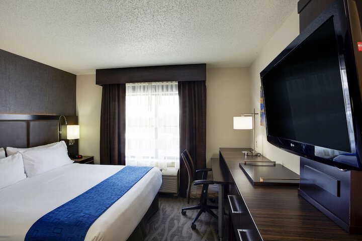 Room 14 of 39