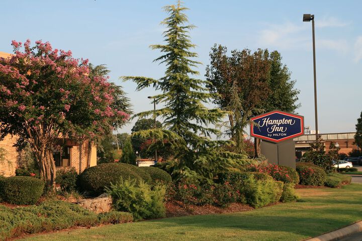Hotel 4 of 52