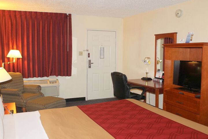 Room 18 of 49