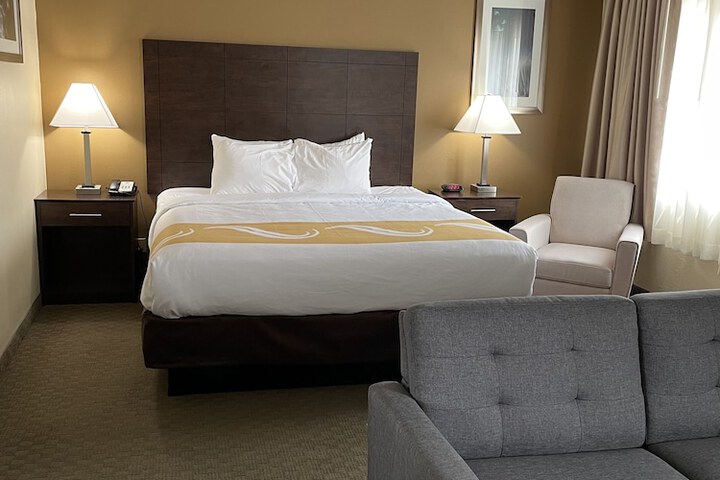 Quality Inn Ontario