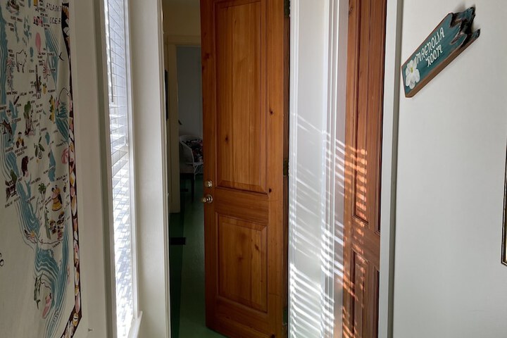 Room 45 of 169
