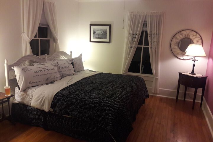 Room 10 of 23